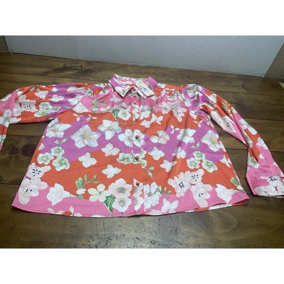 Hutch Kodie Top Women's Size Large Mixed Bouquet Floral Button Down Blouse NWT - Picture 2 of 14